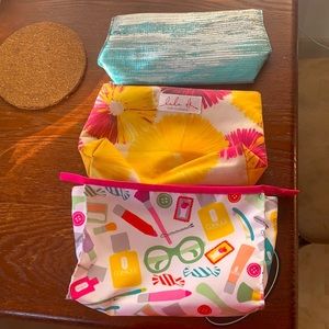 Makeup bag organizer for traveling and storage